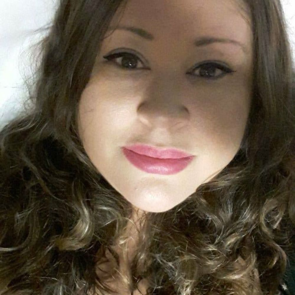 Meet your Posher, Genevieve